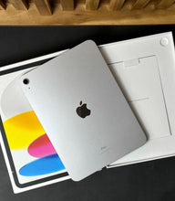 Carregar imagem no visualizador da galeria, Kit Caneta Pincel 1a geração  e iPad 11 * Geração 128gb LACRADO
